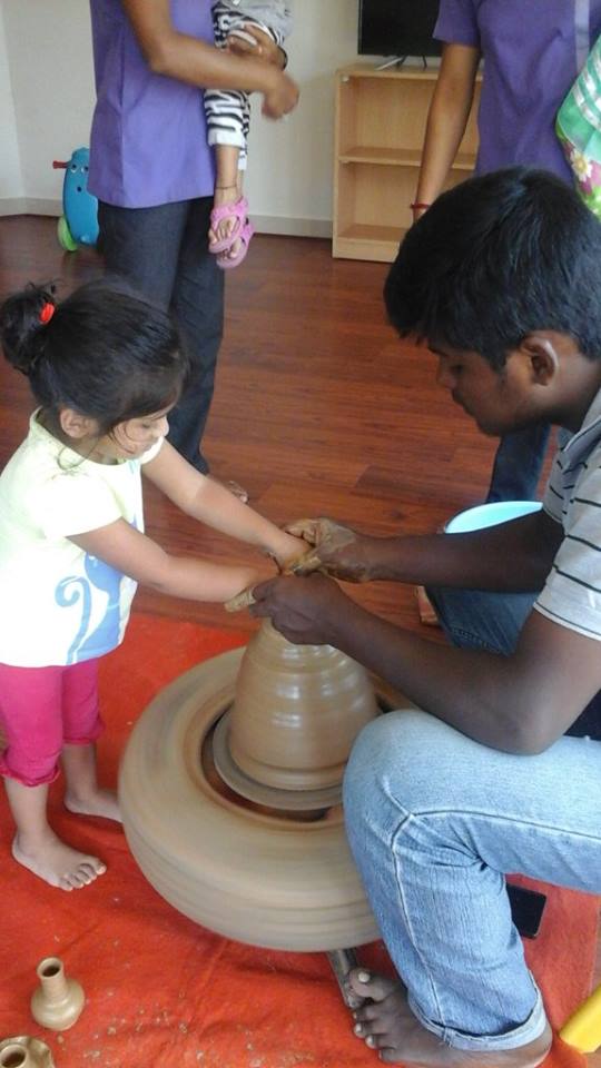 Azalea Kids Montessori and Daycare Pot Making